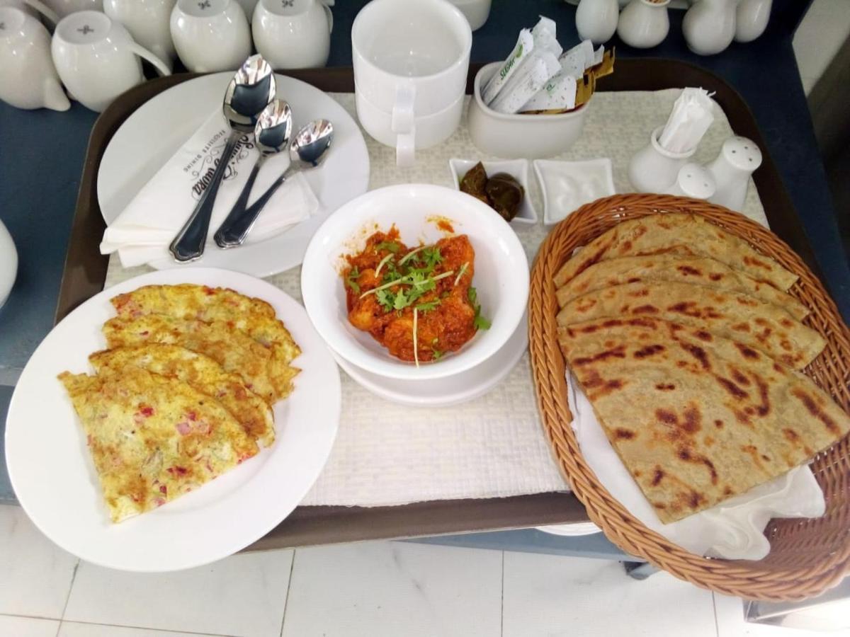 Viridi Hotels Islamabad Bagian luar foto